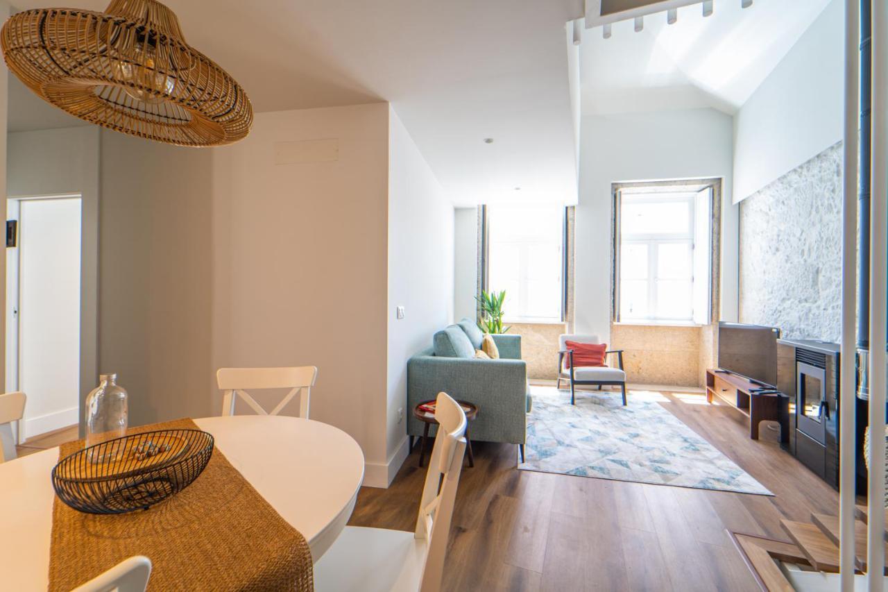 Maria Veiga Guest House เวียนา โด กัสเตโล ภายนอก รูปภาพ