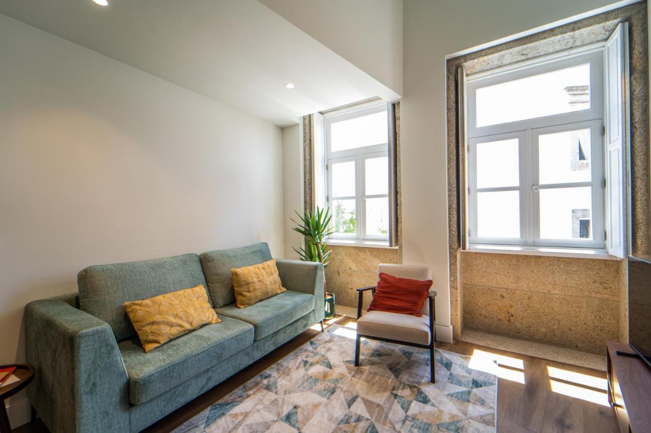 Maria Veiga Guest House เวียนา โด กัสเตโล ภายนอก รูปภาพ